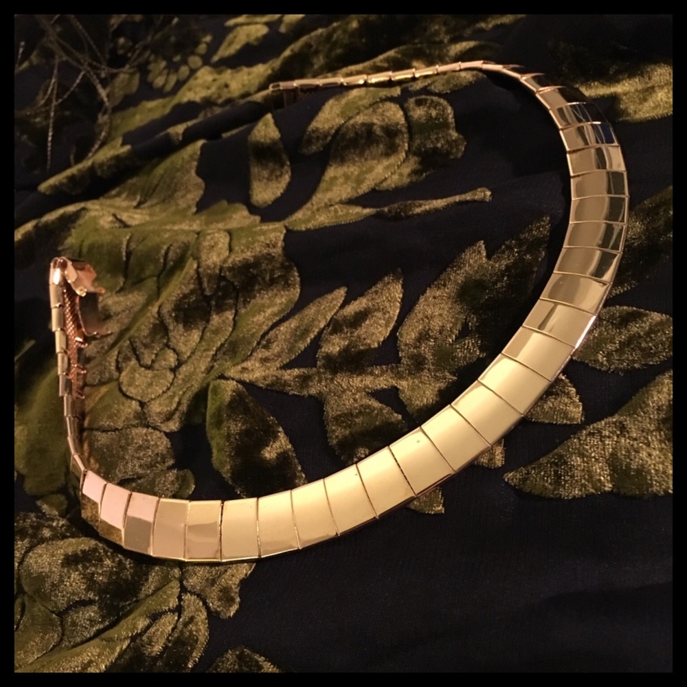 RoAn Gold-tone Necklace